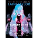 Laini Taylor: Daughter of Smoke & Bone - Füst és csont leánya