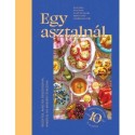 Borsos Dalma, Botos Claudia, Horváth Kitti Gabriella, Sági-Kühn Zsófia, Verebélyi-Kovács Csilla: Egy asztalnál