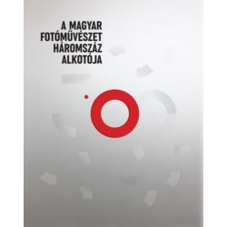 A magyar fotóművészet háromszáz alkotója